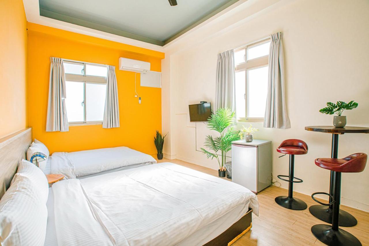 Fun Trip - Fu May Sea View Holiday House L 無敵海景交誼廳 L 附汽機車租賃 L T'ai-tung Eksteriør billede